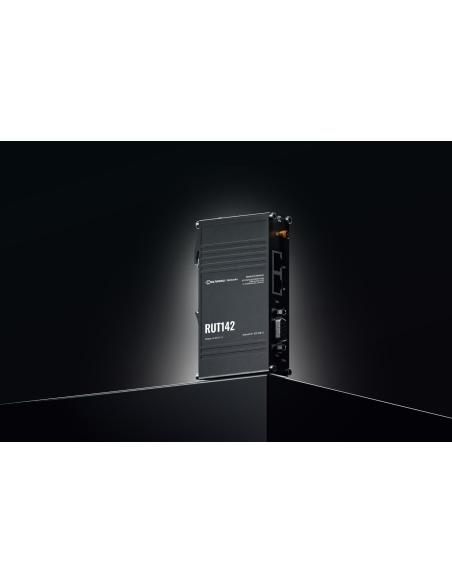 Teltonika RUT142 router przemysłowy (RUT142000000)