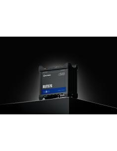 Teltonika RUT976 router przemysłowy 5G RedCup (RUT976000000) 2